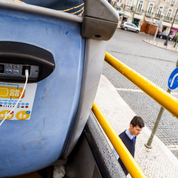 24 touristische Aufnahmen aus Lissabon