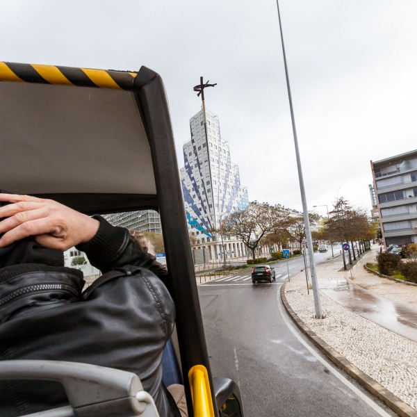 24 touristische Aufnahmen aus Lissabon