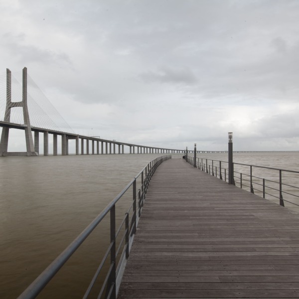 24 touristische Aufnahmen aus Lissabon