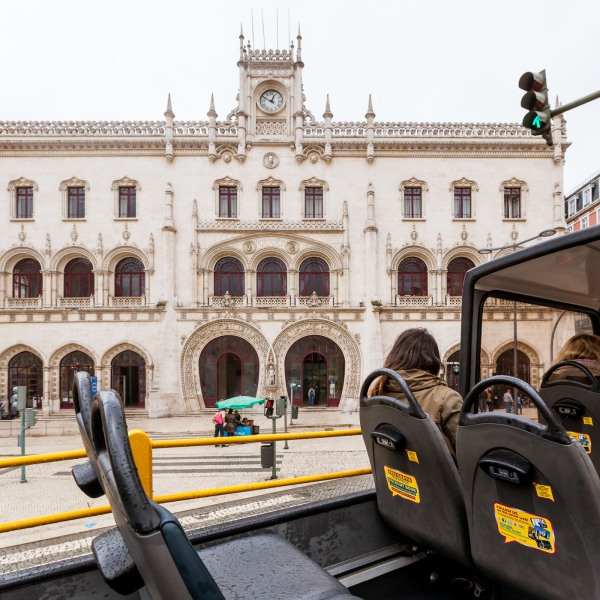 24 touristische Aufnahmen aus Lissabon