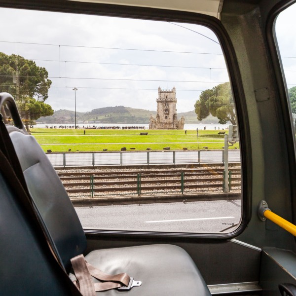 24 touristische Aufnahmen aus Lissabon