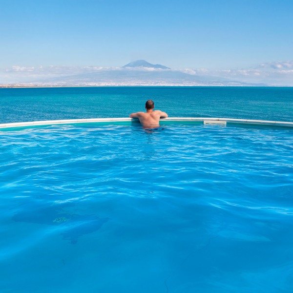 12 touristische Aufnahmen aus Sizilien