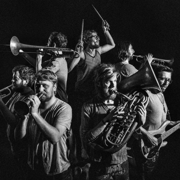 La Brass Banda, Around The World