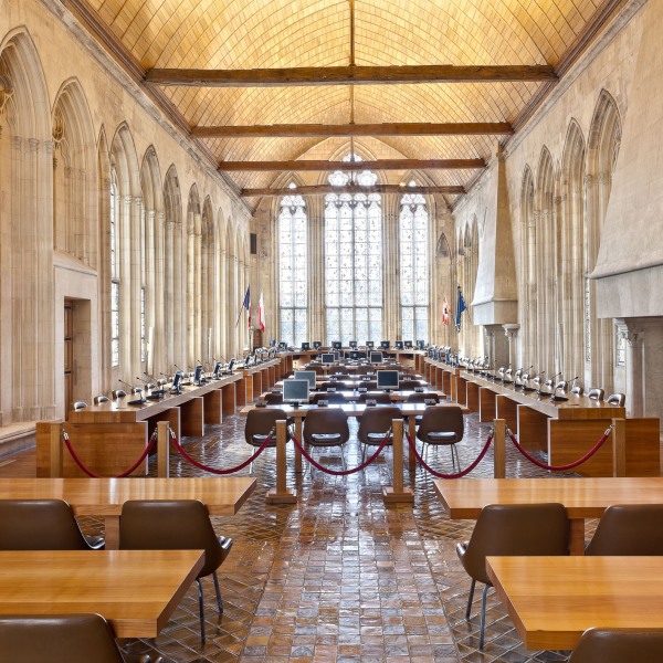 Faraway Friends, Architecture twin town Caen, France