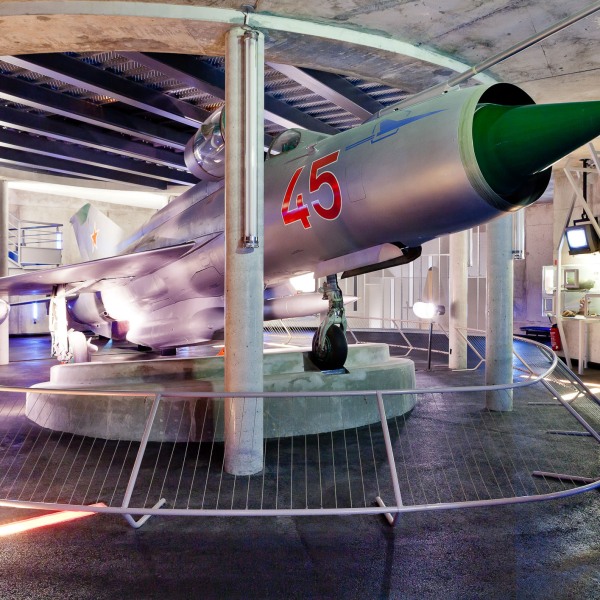 Faraway Friends, Architecture twin town Caen, France