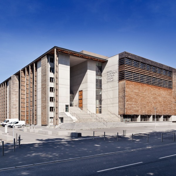 Faraway Friends, Architecture twin town Caen, France