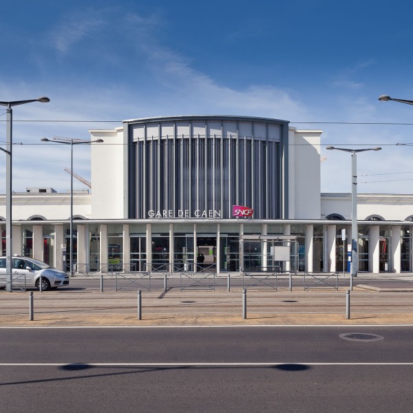 Faraway Friends, Architecture twin town Caen, France