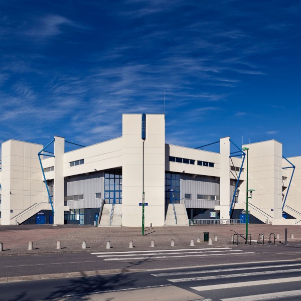 Faraway Friends, Architecture twin town Caen, France