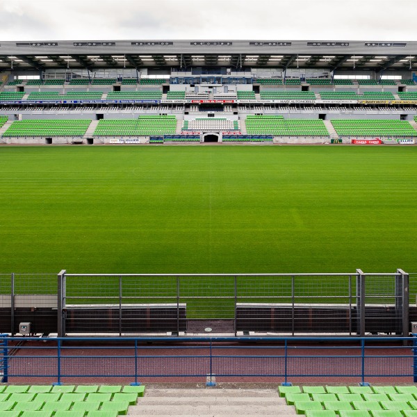 Faraway Friends, Architecture twin town Caen, France