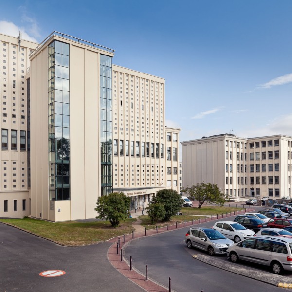 Faraway Friends, Architecture twin town Caen, France