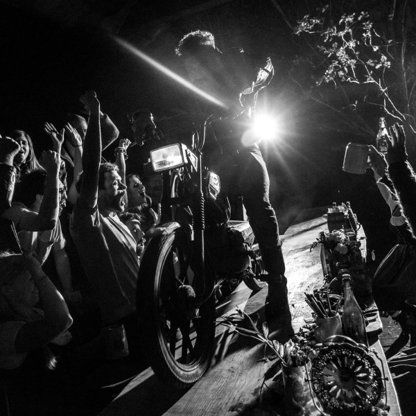 La Brass Banda, Videodreh: Indian Explosion, Making of